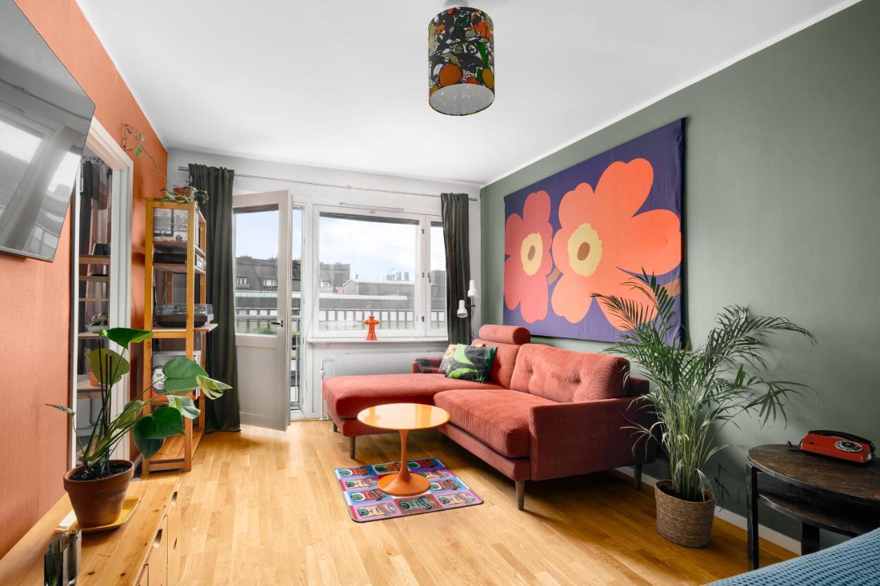 Wehost Spacious Traveller'S Hq Above Metro @Vilhonvuorenkuja 16 Appartement Helsinki Buitenkant foto